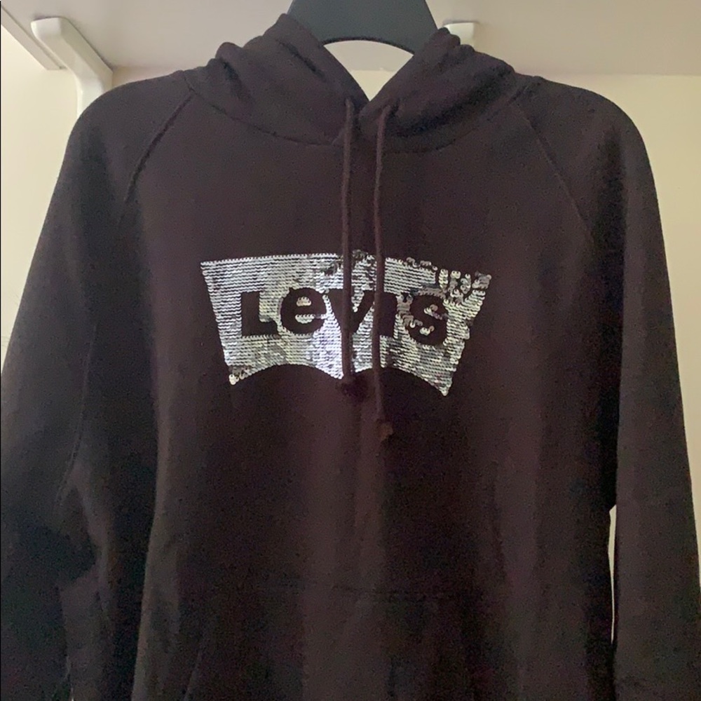 LEVIS’S BRAND NEW HOODIE W/ TAGS